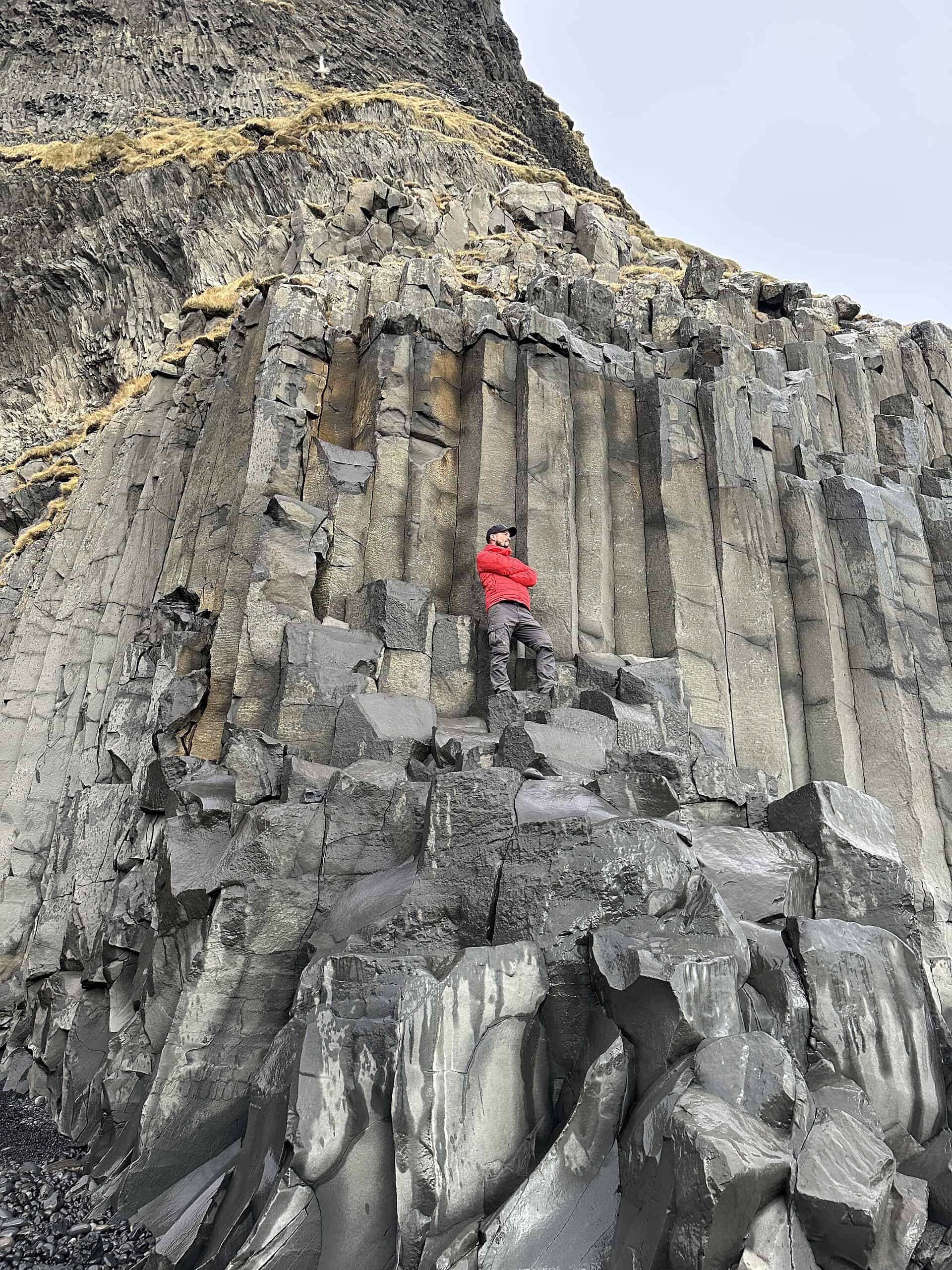 Bazaltové stĺpy na pláži Reynisfjara