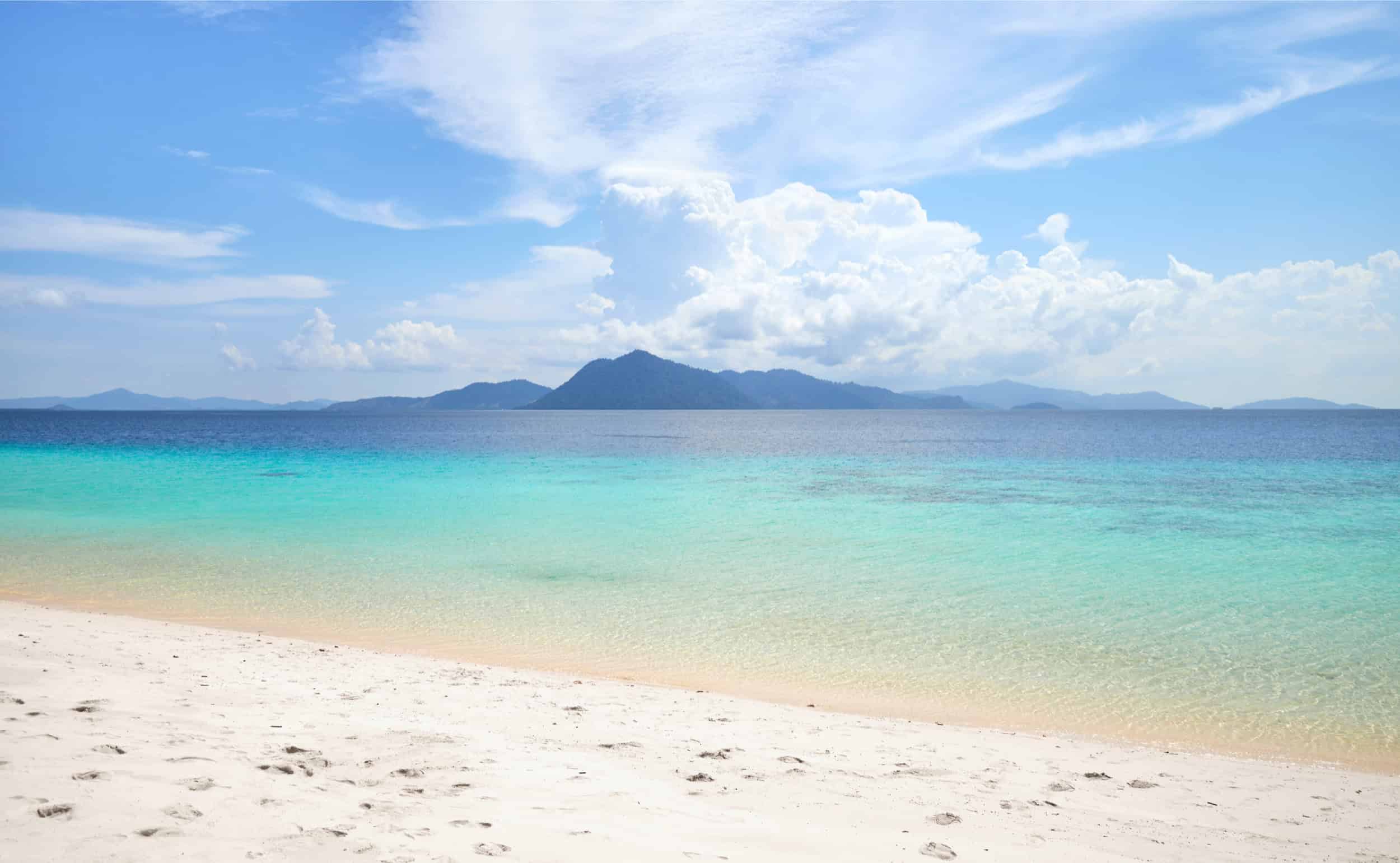 Kota Kinabalu a prvé šnorchlovanie