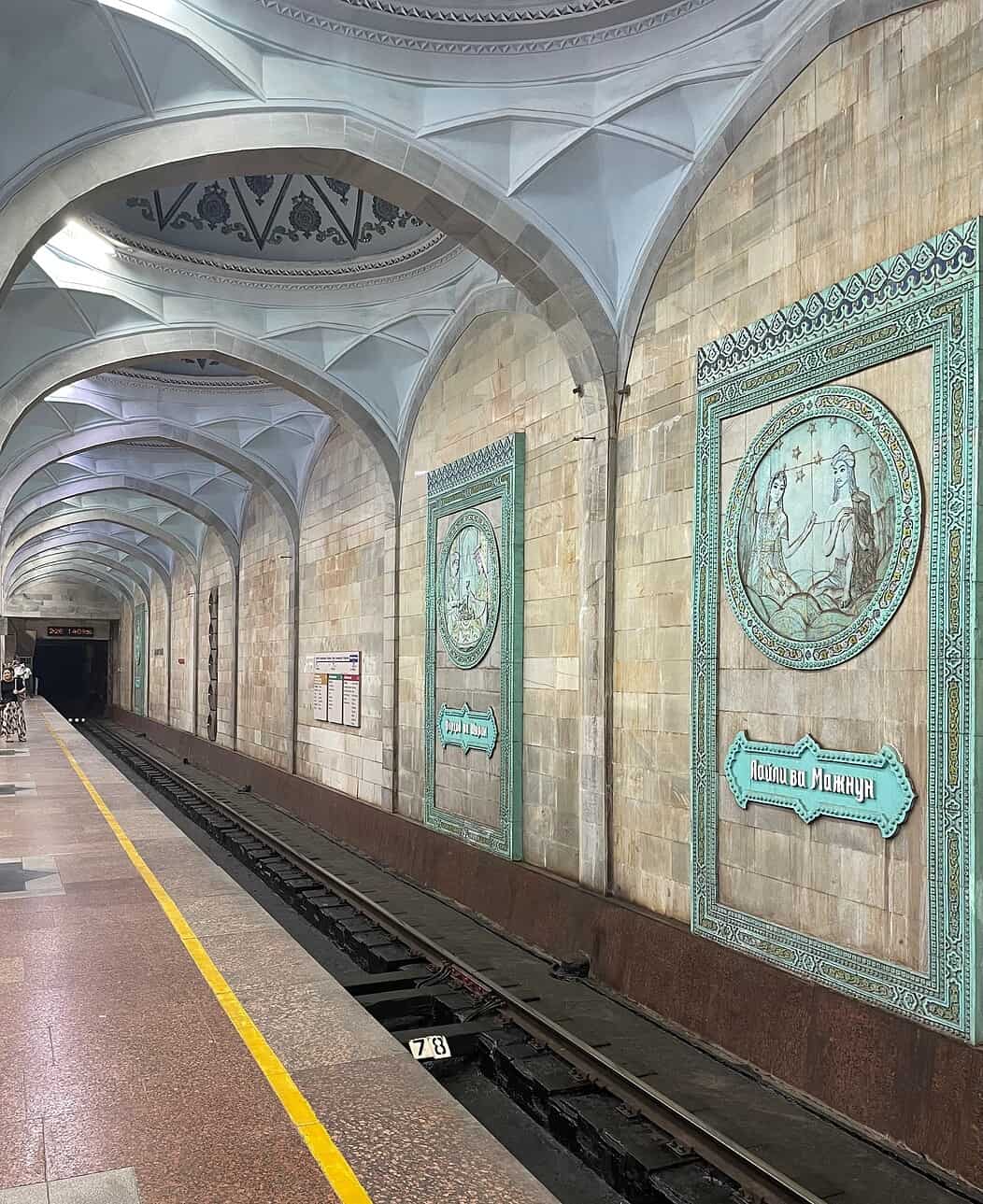 Tashkent Metro, Alisher Navoi Station